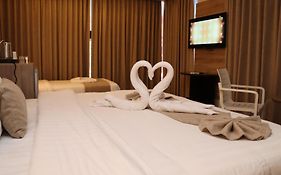 Alena Hotel